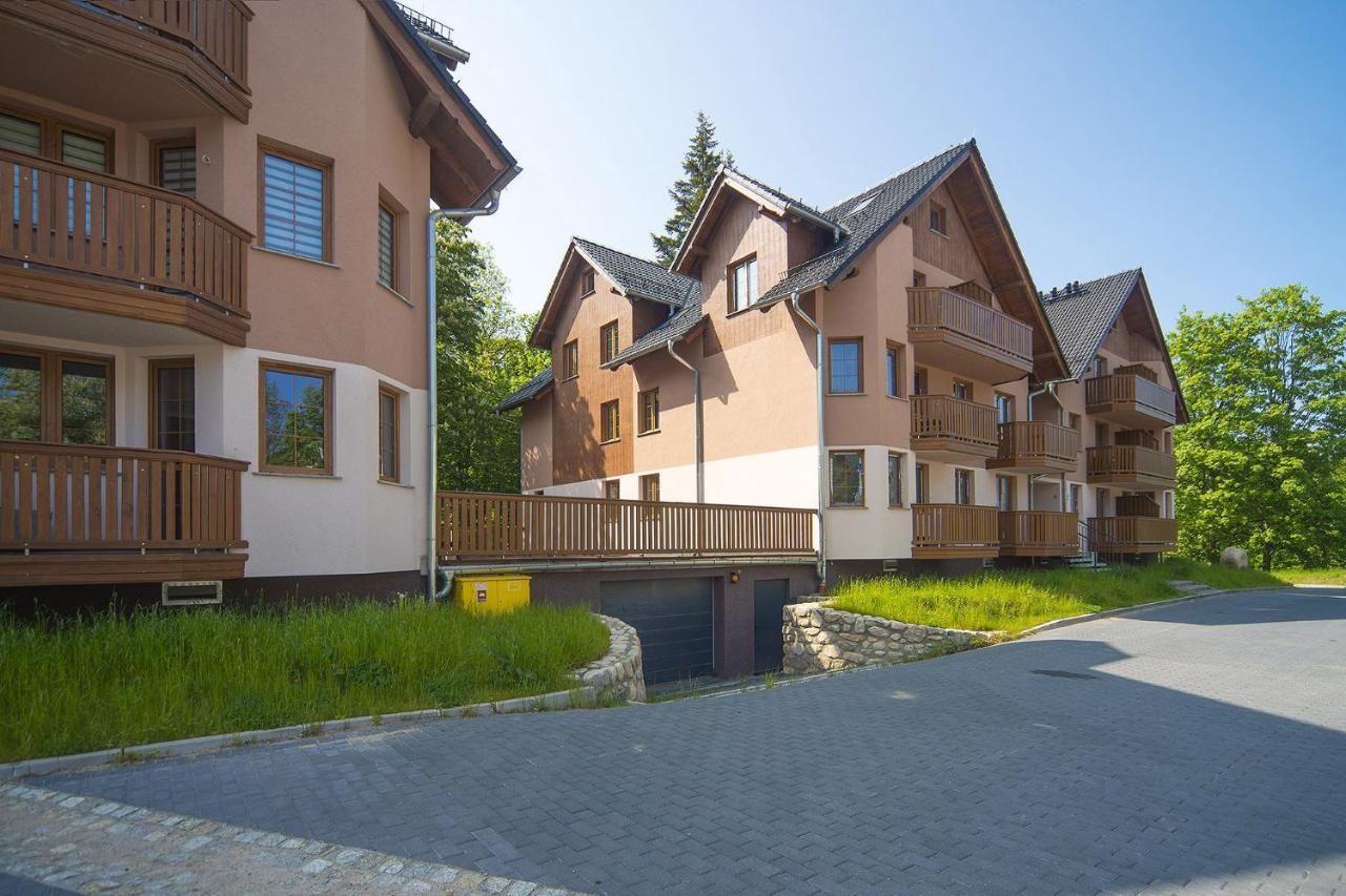 Apartamenty Sun Seasons 24 - Nad Lomnica 14 Centrum Карпач Екстериор снимка